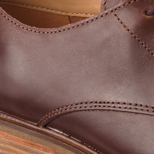Clarkdale moon dark shop tan