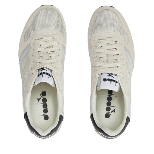 【きれいめファッション51選】上品さと清潔感をキープし snikerci-diadora-camaro-501- レッグウェア