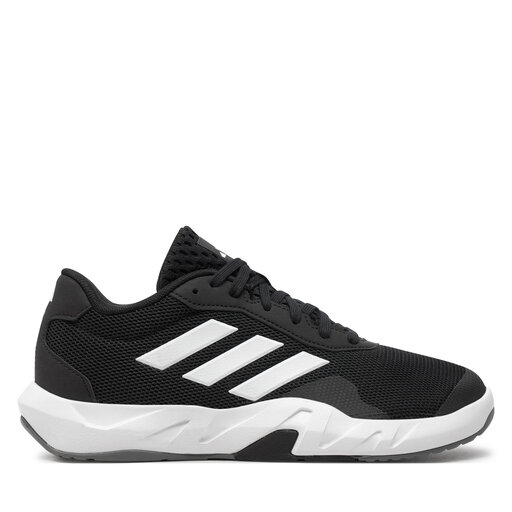 Adidas és nike cipők cheap
