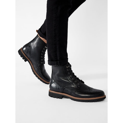 Clarks batcombe lord black top