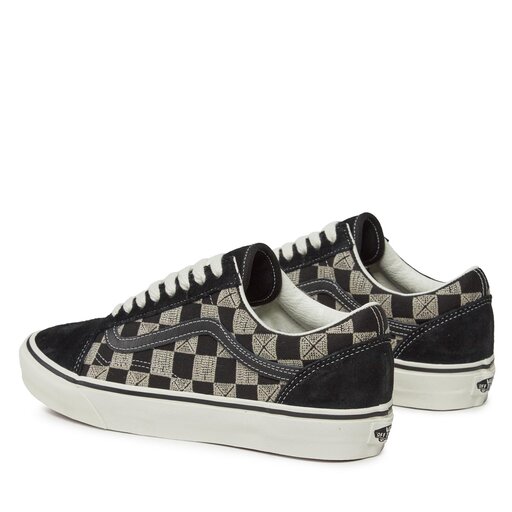 Vans old skool shop blurred