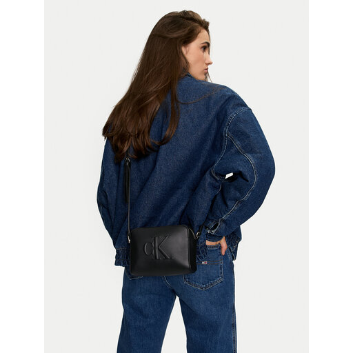 Rankinė Calvin Klein K60K612726 Juoda | eavalyne.lt