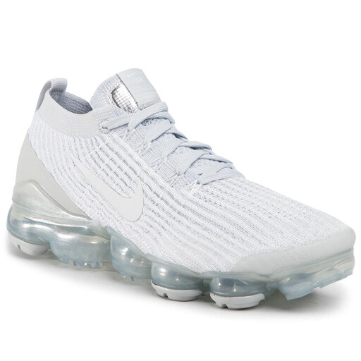 Flyknit white vapormax on sale