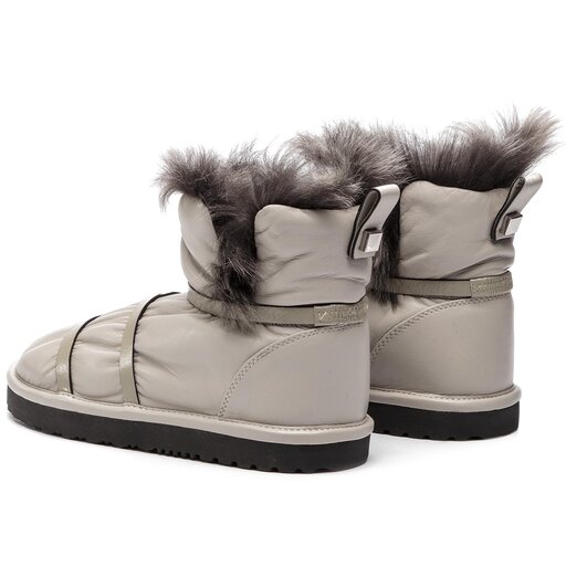 Stuart weitzman janica outlet