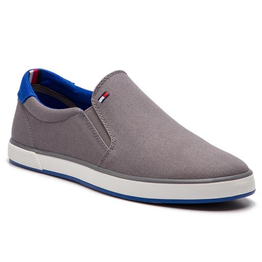 Tennis Tommy Hilfiger Iconic Slip On Sneaker FM0FM00597 Gris chaussures