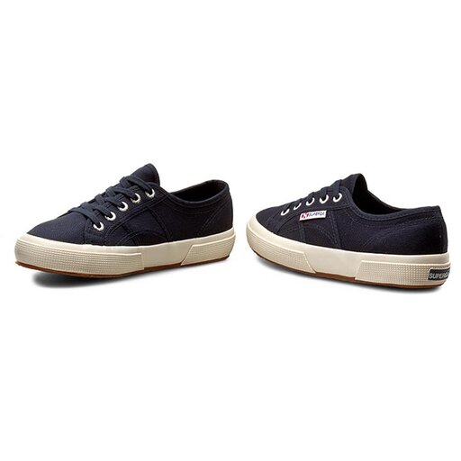 Superga discount navy blue