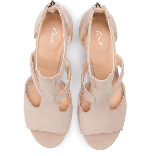 Clarks deloria fae store