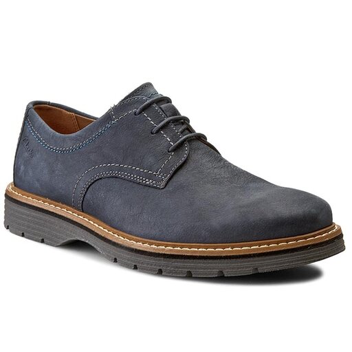 Clarks newkirk online