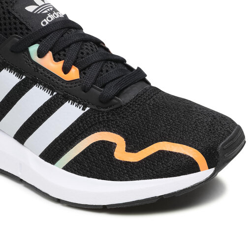 Black and gold swift run adidas deals