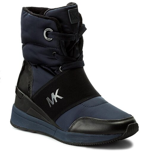 Michael kors shay boots black top