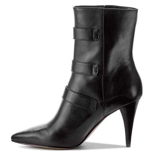 Michael kors 2024 lori bootie