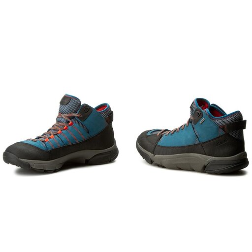 Clarks tri outflex gtx top