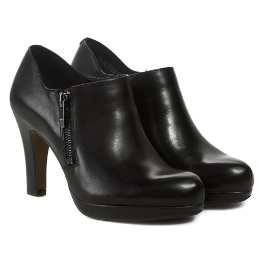 Clarks clearance amos kendra