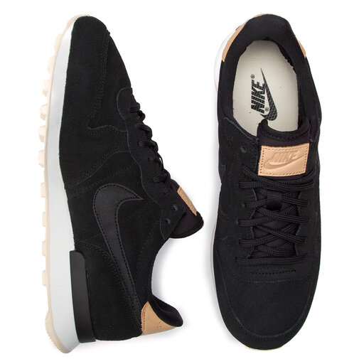 Nike clearance internationalist prm