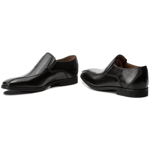 Clarks gilman slip online