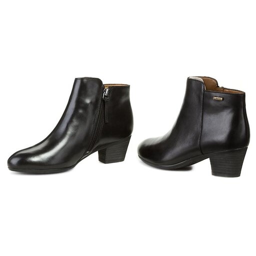 Clarks melanie jo sales