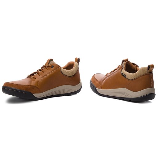 Clarks ashcombe deals bay