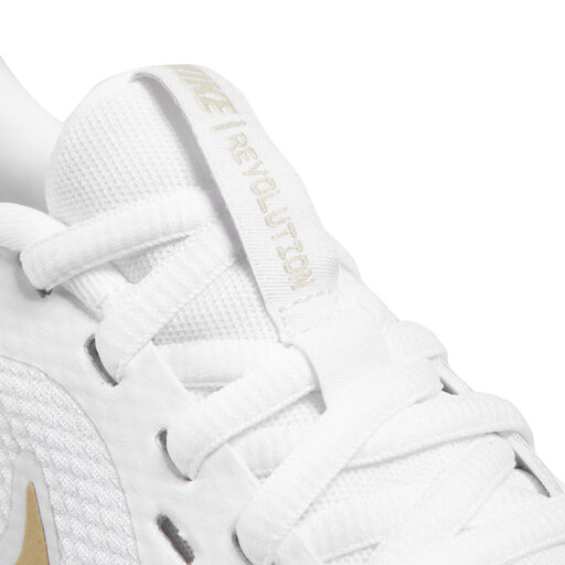 nike revolution 5 white gold