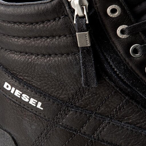 diesel d string plus black