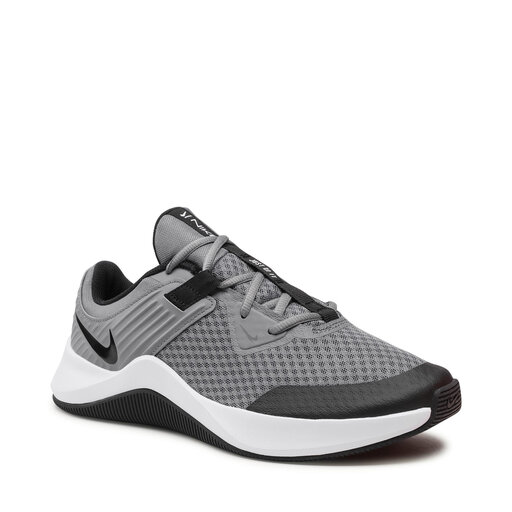 nike mc trainer black and white