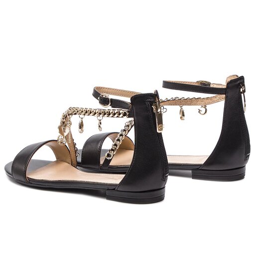 Radhika guess online