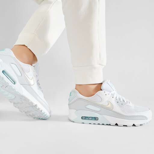 white nike 90