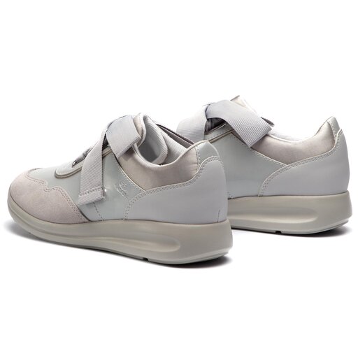 Laisvalaikio batai Geox D Agyleah A D926CA 0HI22 C1010 Lt Grey