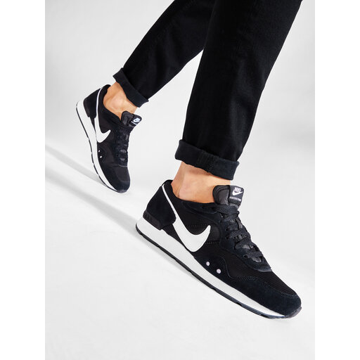 nike md runner venture