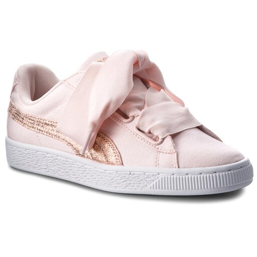 Puma basket hotsell heart canvas wn's