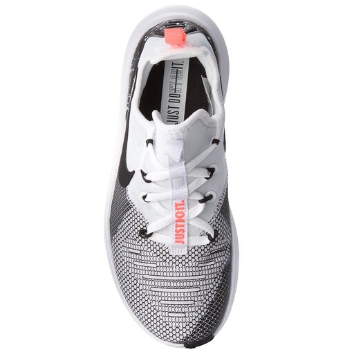 Nike free tr8 best sale total crimson