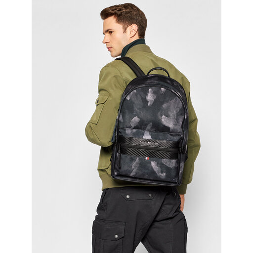 Rucksack Tommy Hilfiger Elevated Nylon Camo Backpack AM0AM07904 Dunkelblau eschuhe