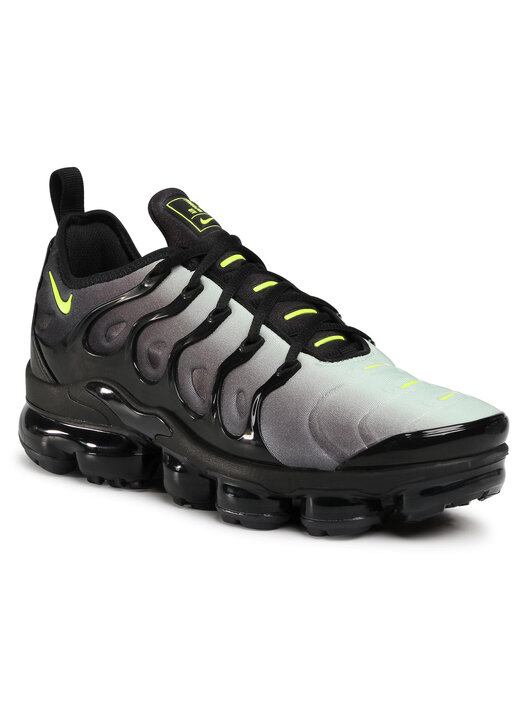 nike vapormax plus white green black