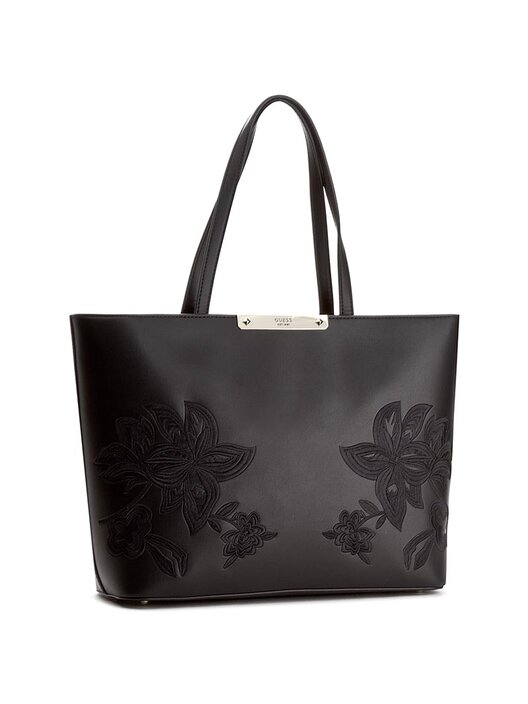 Britta tote guess 2025