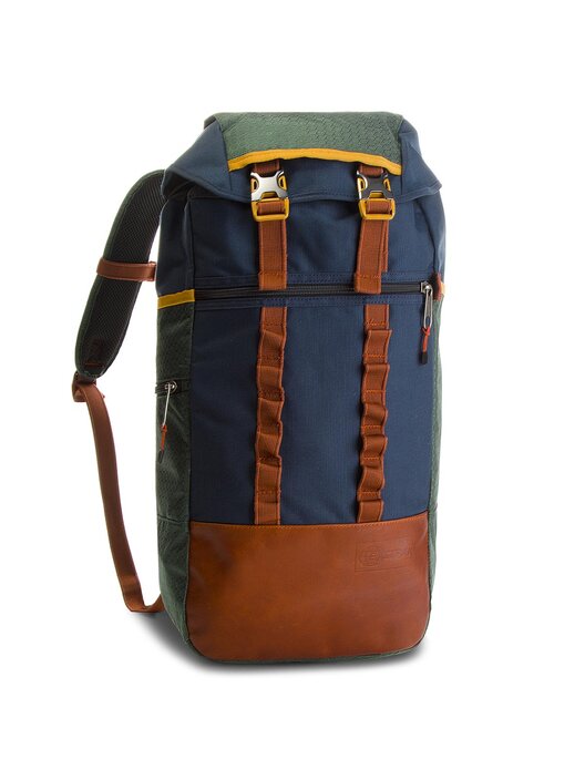 Eastpak bust 2025
