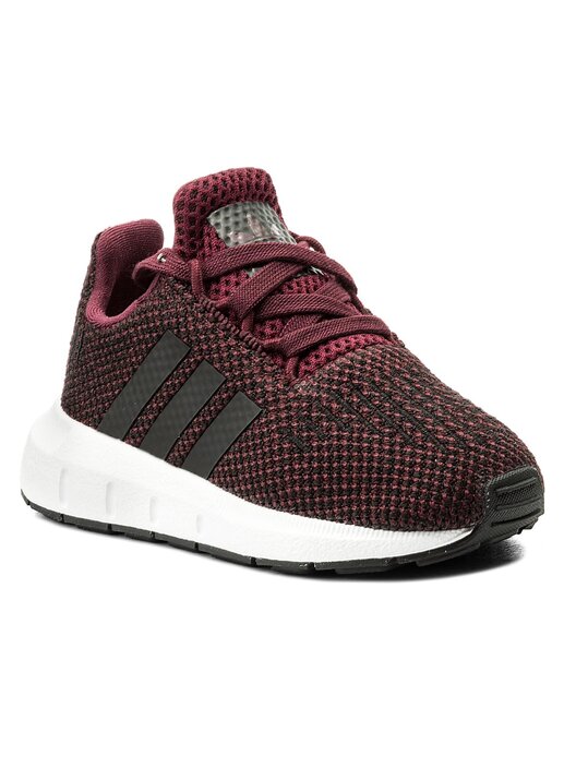 Maroon swift run adidas discount