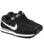 Nike Čevlji Nike WMNS Nike Md Runner 629635 011 Black/ Metallic Silver/ White