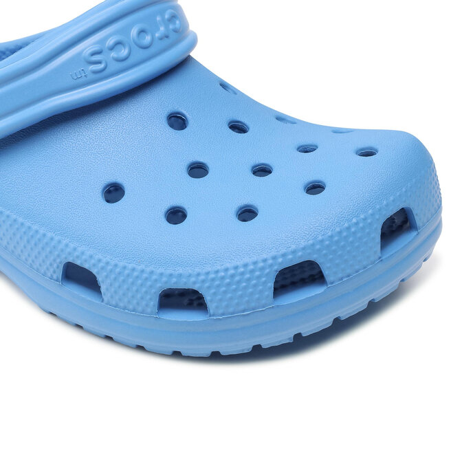 powder blue crocs