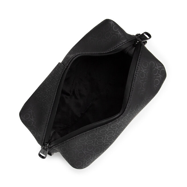 Calvin Klein Smink táska Calvin Klein Uv Mono Washbag K50K509760 Black Uv Mono 0IK