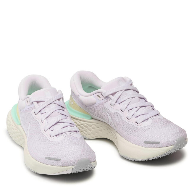 Batai Nik Zoomx Invincible Run Fk 