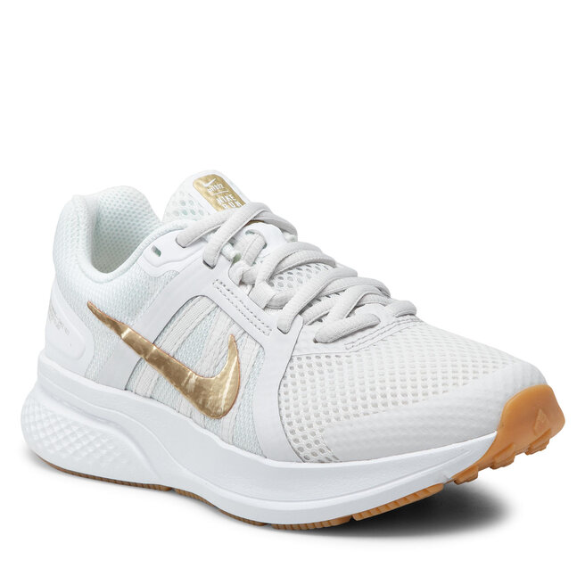 Nike Cipő Nike Run Swift 2 CU3528 010 Platinum Tint/Mtlx Gold Star