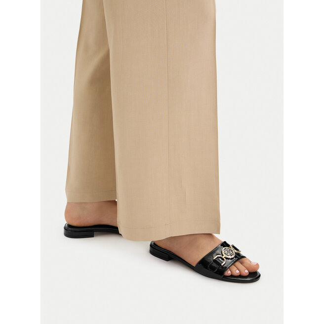 Klapki Nine West CEO-LS6445-01 Czarny -