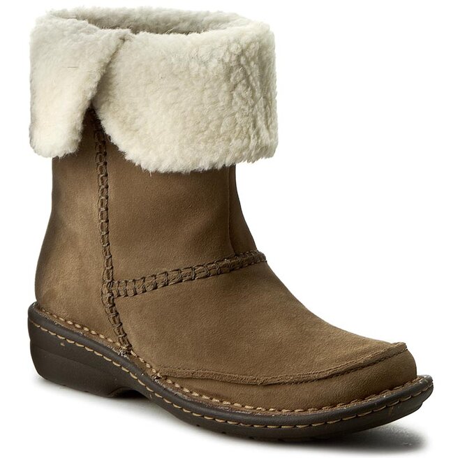 Clarks avington boots new arrivals