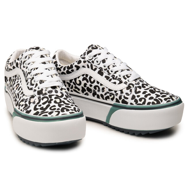 vans uv leopard