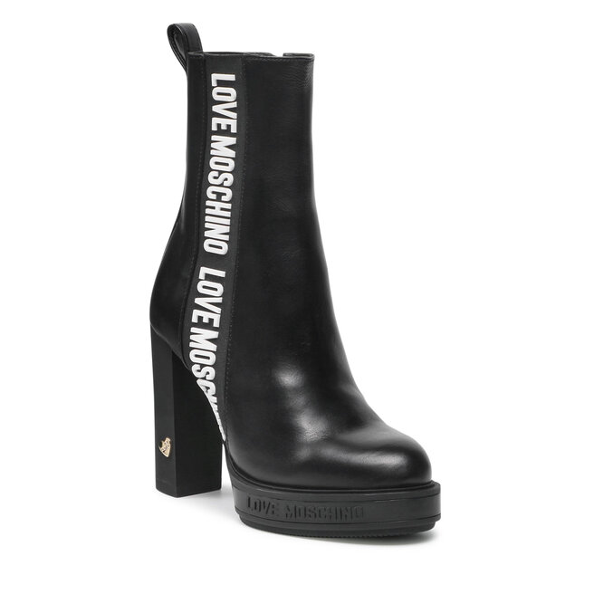 Tronchetti cheap love moschino
