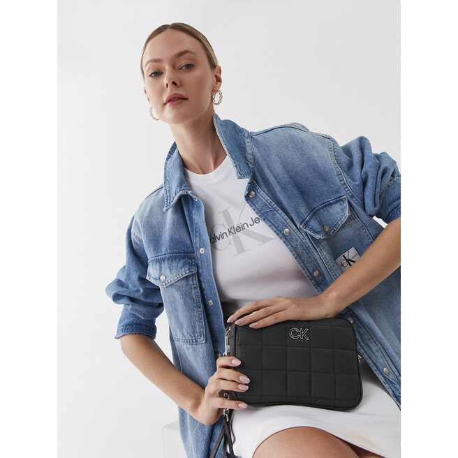 Calvin Klein Дамска чанта Calvin Klein Re-Lock Quil Camera Bag Nyl K60K610640 BAX