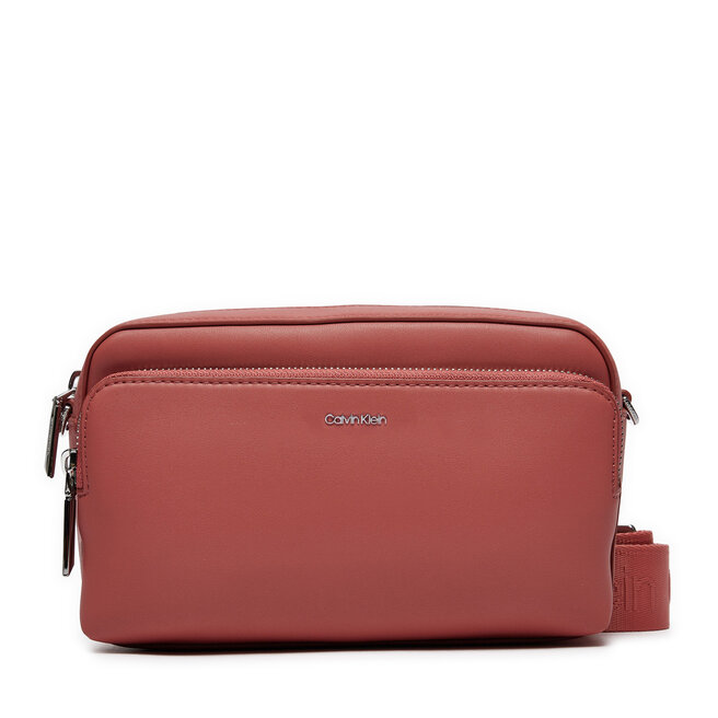 Torebka Calvin Klein Ck Must Camera Bag - Różowy