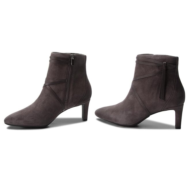 Botki Clarks Calla Aster 261363694 Dark Grey Suede eobuwie .pl