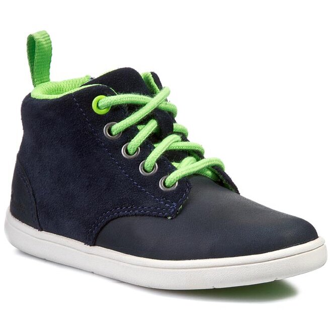 Clarks holbay online