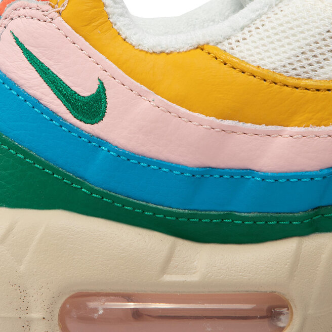 Nike Обувки Nike Air Max 95 DQ9323 200 Rattan/Sail/Pilgrim/Malachite