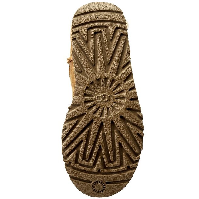 Ugg w arielle deals